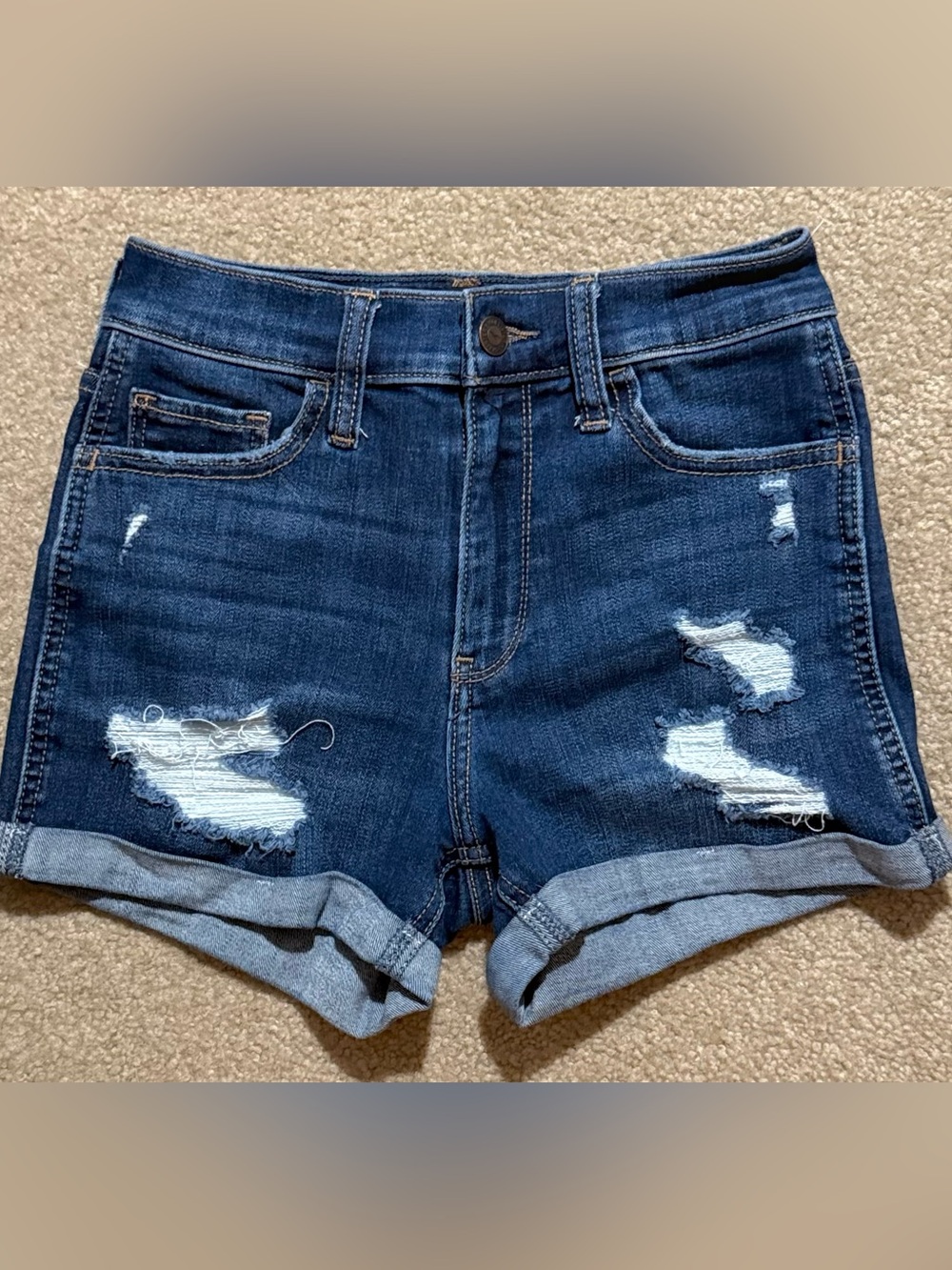 Hollister High Rise 3” Distressed Women’s Denim Shorts